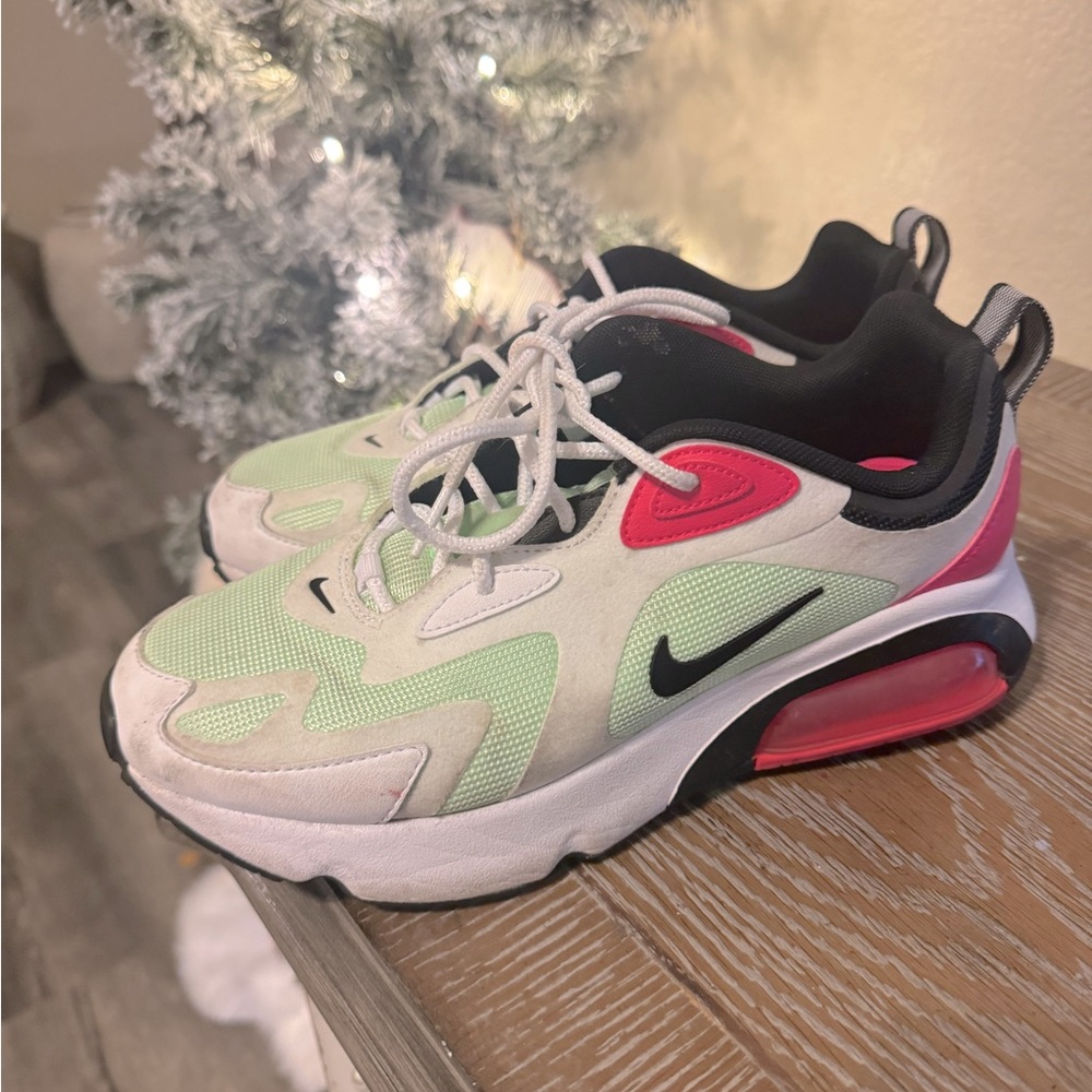 Nike sz 8